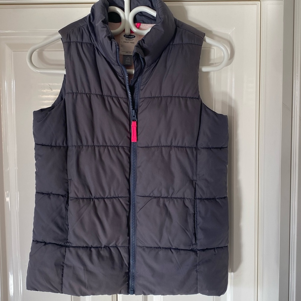 Joe Fresh Girl’s Grey and Pink Spring and Fall Puffer Vest size L (10-12)